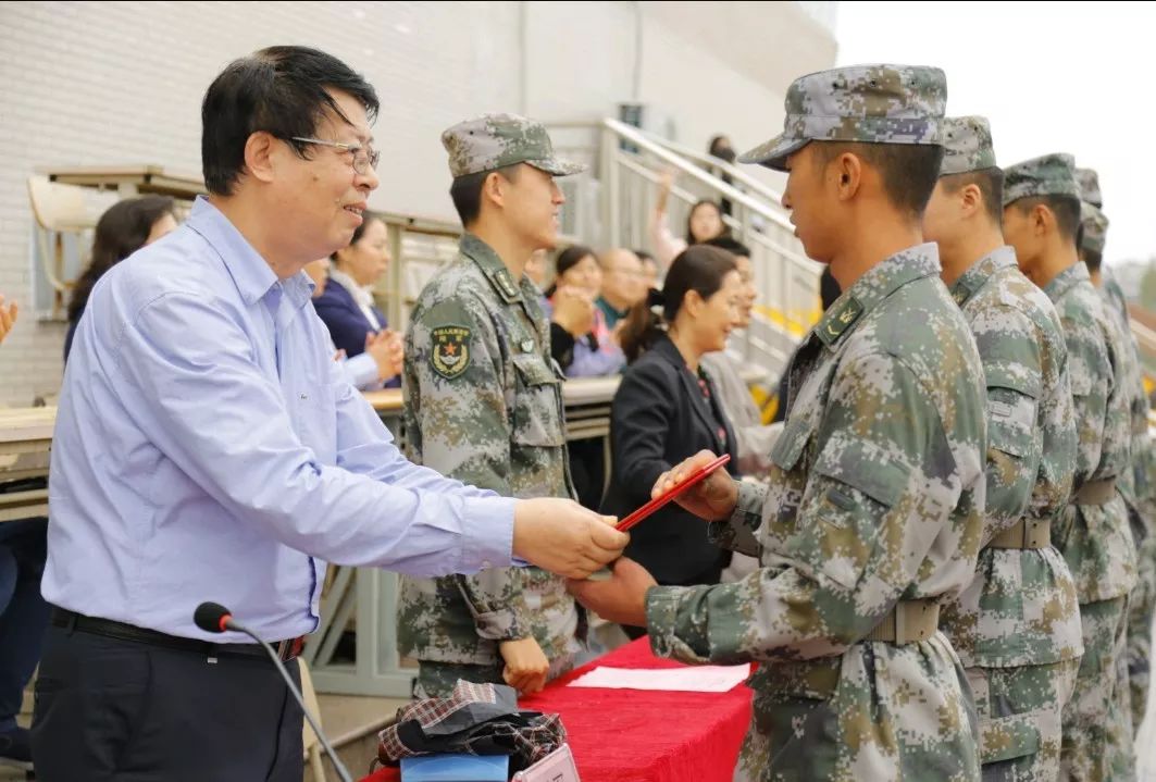 https://mmbiz.qpic.cn/mmbiz_jpg/DUriaiaJ8ekjdNwxDAs1BQiaryzay5rGHVFHxrLr7bMk3GNquKdQ24MtjicpLrZv17By0wPD6DblToVJ1Kk5d9JKSA/640?wx_fmt=jpeg