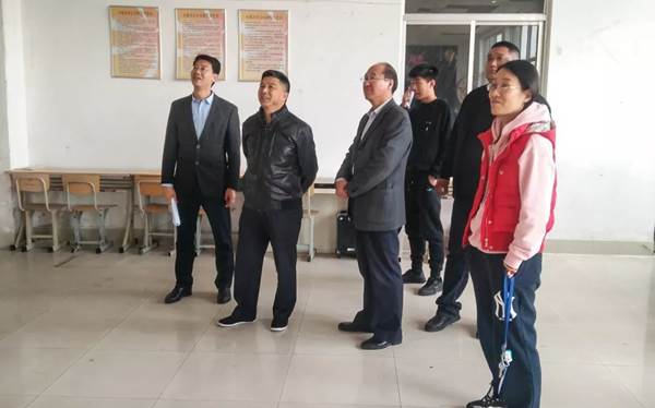 https://mmbiz.qpic.cn/mmbiz_jpg/DUriaiaJ8ekjdicLRVUAZcWeNcw56rtdyfiau1eMg6zicJicmkAE2D3JqLngOHBnibH18WoOZYS06hdSofvfvDHWvu7qw/640?wx_fmt=jpeg